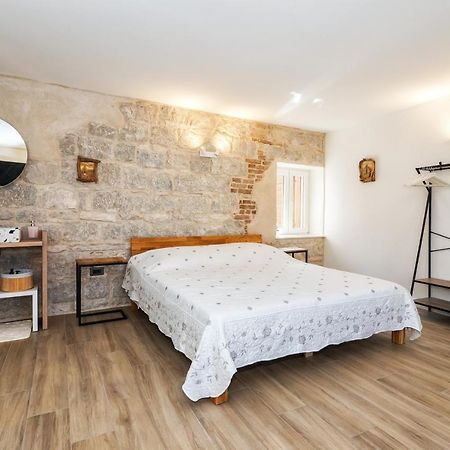Sweet Rooms Luri Сплит Екстериор снимка