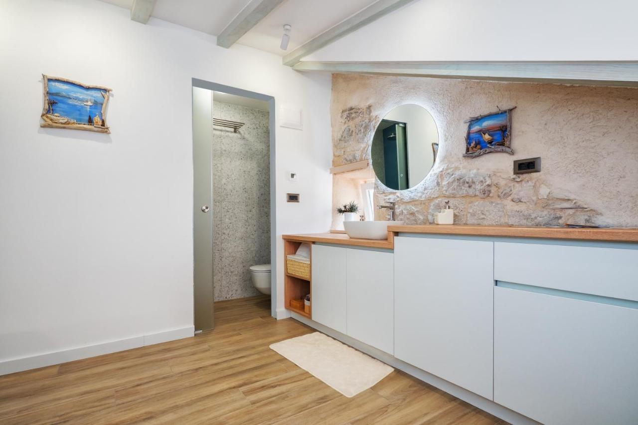 Sweet Rooms Luri Сплит Екстериор снимка