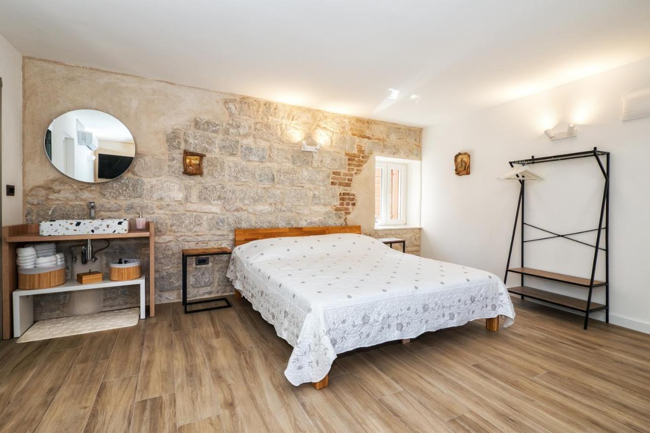 Sweet Rooms Luri Сплит Екстериор снимка